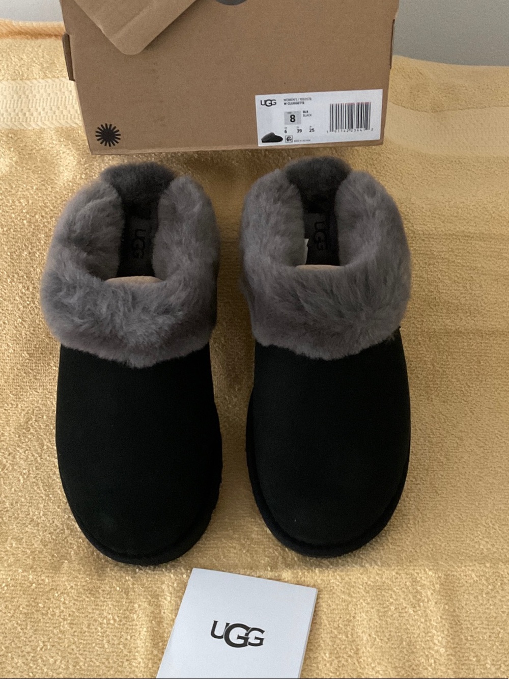 Ugg cluggette